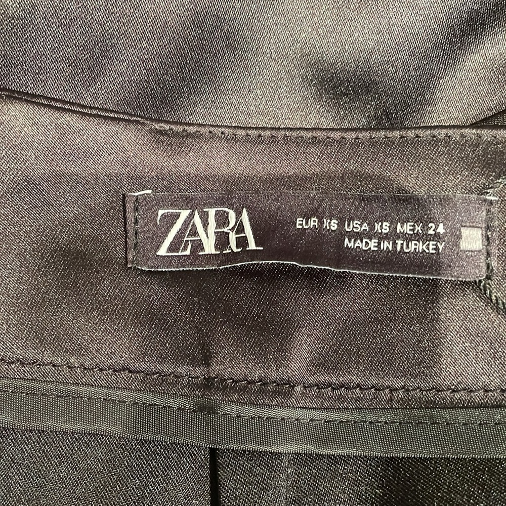 Zara Mini Ruffle Skort - Picture 3 of 3